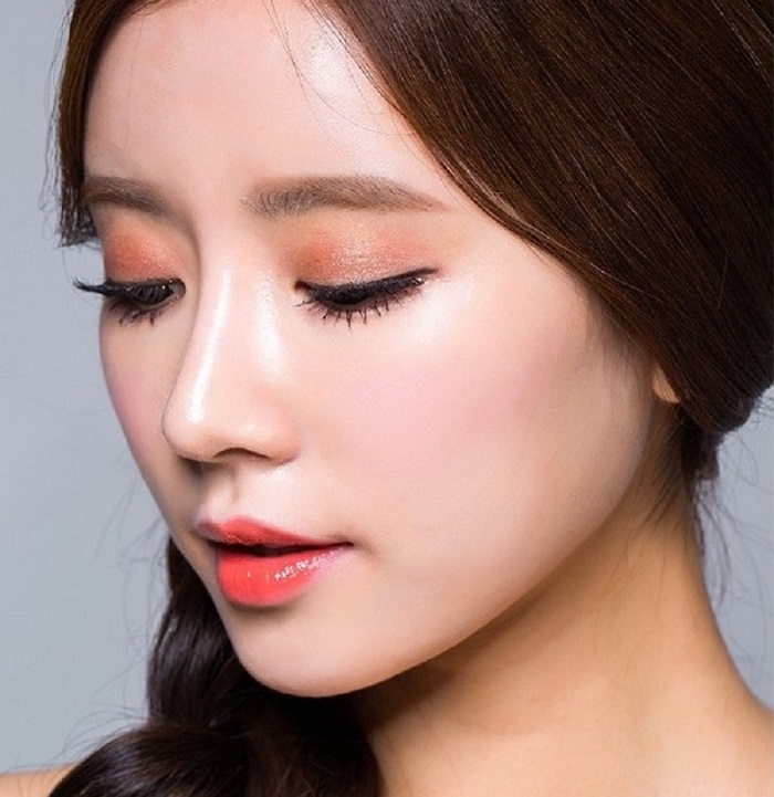 Nâng Mũi Cấu Trúc